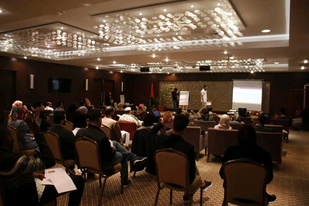 فن الإتكيت والبروتوكولات العاقات العامة 